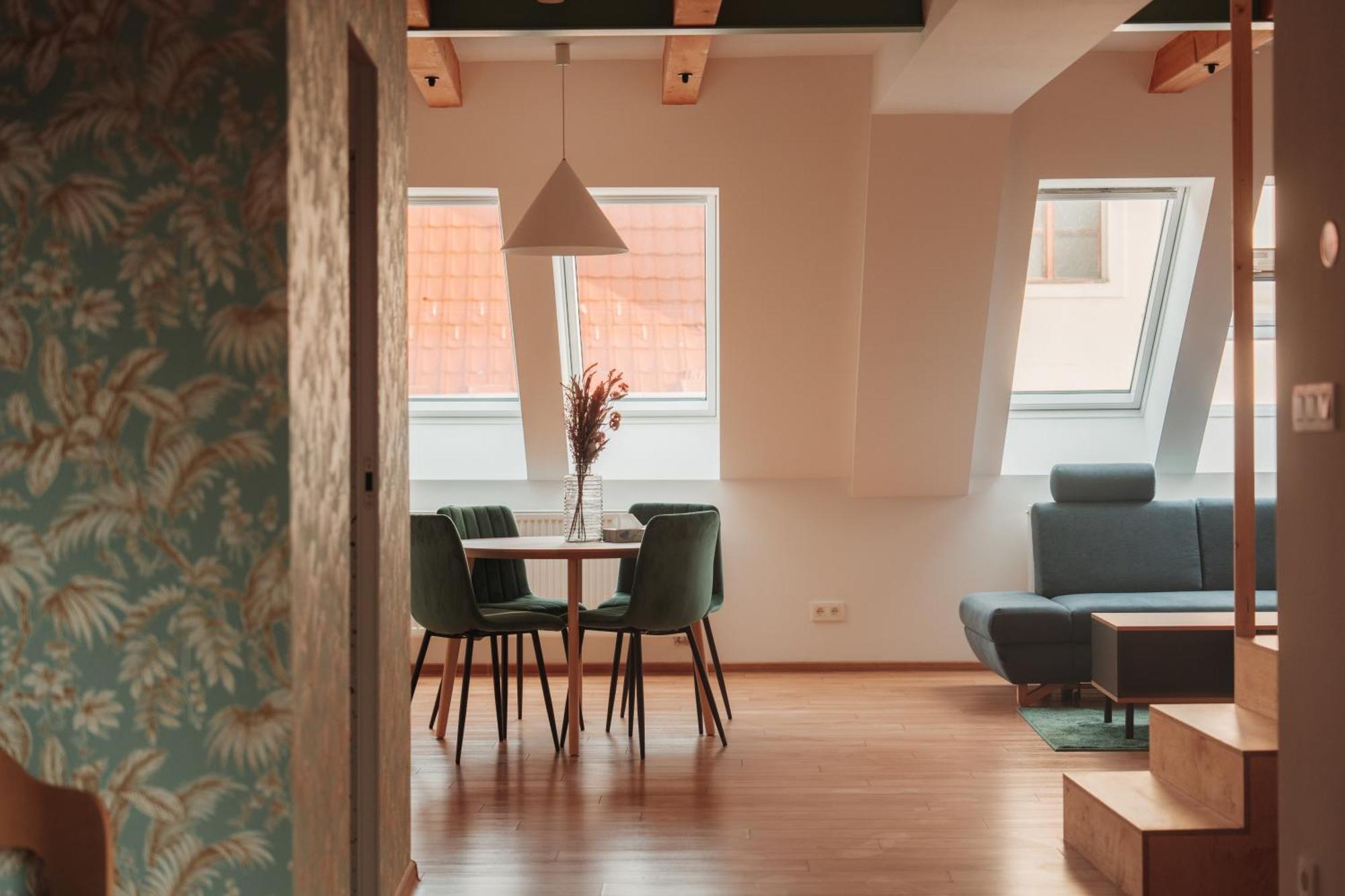Hviezdoslavova Apartments, Trnava Centre, Parking Available Exterior foto